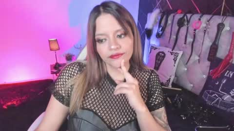 victoria_floyd1 online show from April 23, 8:54 pm