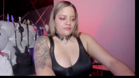 Snapshot of victoria_floyd1 chatting on September 20, 6:55 pm victoria_floyd1 online show from September 20, 6:55 pm