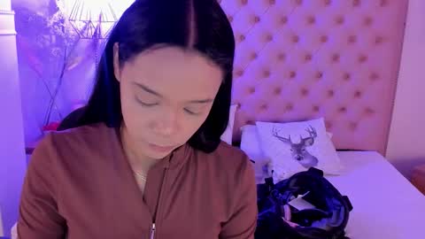Snapshot of victoria_kitt chatting on September 17, 7:17 pm victoria_kitt online show from September 17, 7:17 pm