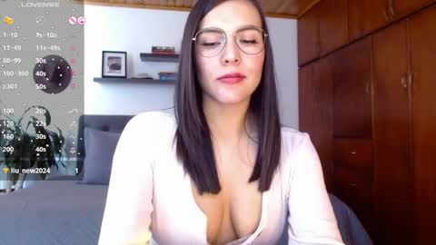 Snapshot of victoria_martelo chatting on October 10, 5:08 pm VICTORIA MARTELO online show from October 10, 5:08 pm