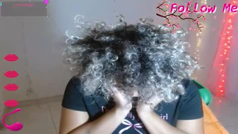 VICKY online show from February 11, 7:07 pm