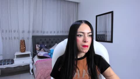 victoria_piercee online show from December 22, 1:56 am