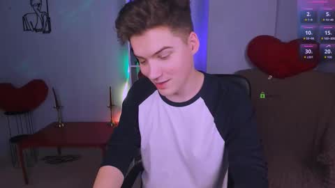 Victoria online show from November 12, 12:57 am