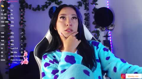 Victoria  online show from November 19, 4:56 am