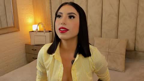 Snapshot of victoriagolden chatting on September 28, 9:02 pm VICTORIA online show from September 28, 9:02 pm