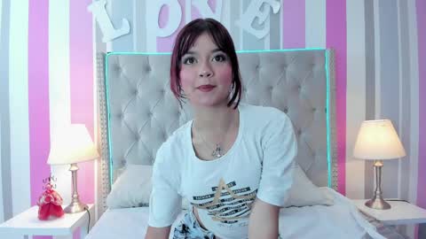 Victoria online show from May 18, 10:38 pm