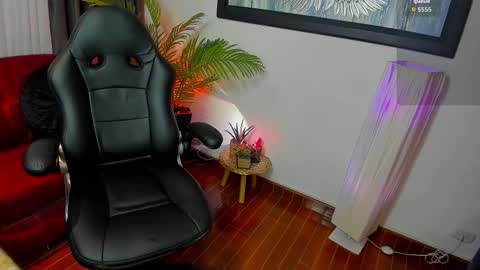 victoriapaker online show from January 11, 11:49 am