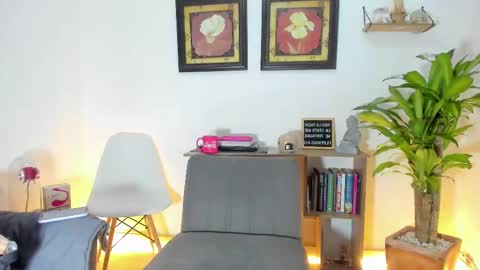 Victoria Strong online show from September 10, 7:37 pm