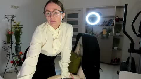 Ukrainian-woman online show from January 18, 2:04 pm