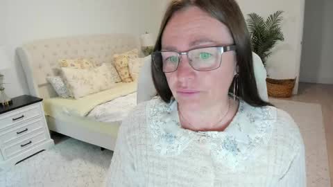 Ukrainian-woman online show from May 26, 11:27 am