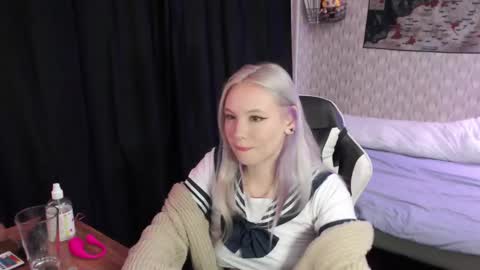 vikapowers online show from December 5, 12:03 am