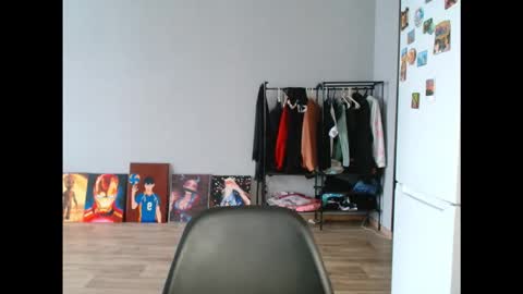 Snapshot of viki_kelt chatting on October 13, 1:40 am Viki Kelt online show from October 13, 1:40 am
