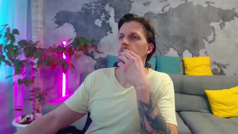 vikingchrisss online show from April 2, 10:11 am