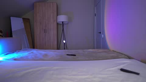 VIKKI online show from November 17, 11:13 am