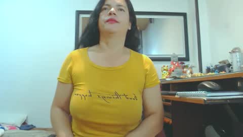 Snapshot of vikktoriaaa chatting on September 18, 5:22 am VIKKKTORIAAA online show from September 18, 5:22 am