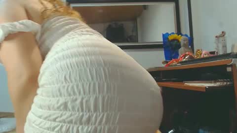 Snapshot of vikktoriaaa chatting on March 11, 5:24 am VIKKKTORIAAA online show from March 11, 5:24 am