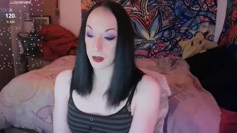 vikskikat online show from February 12, 1:15 pm