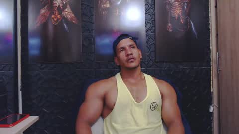 Viktor Herrera online show from May 9, 3:18 pm