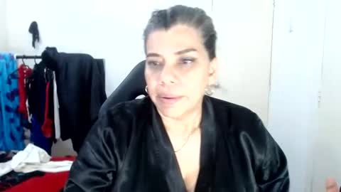 Snapshot of vikyadams chatting on March 6, 1:16 am VIKY ADAMS online show from March 6, 1:16 am