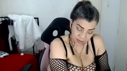 Snapshot of vikyadams chatting on March 12, 2:30 am VIKY ADAMS online show from March 12, 2:30 am