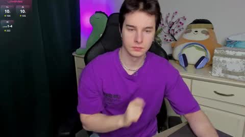 Vincent Strong online show from February 7, 9:34 am