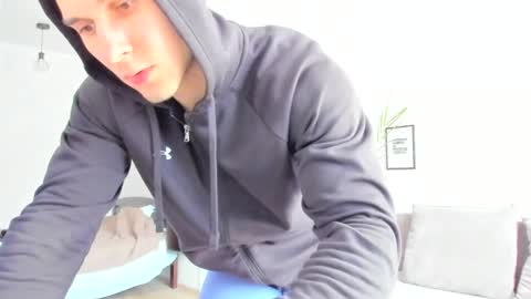 Vincent.  uncut 18cm online show from February 25, 1:10 pm