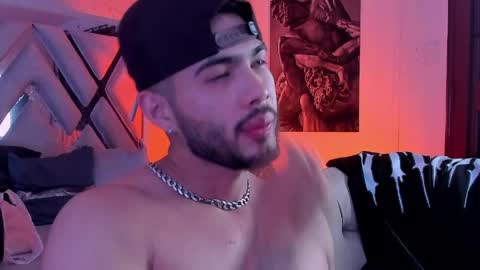 Vincent online show from April 17, 4:04 am