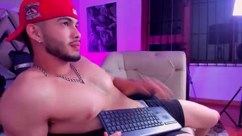 Vincent online show from November 25, 6:34 am