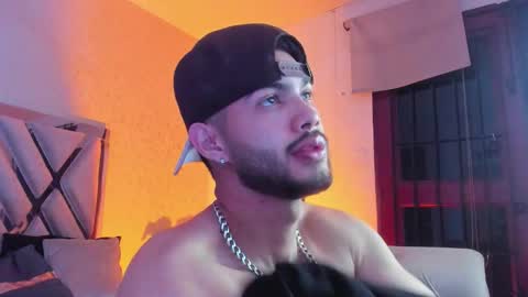 Vincent online show from February 5, 7:01 am