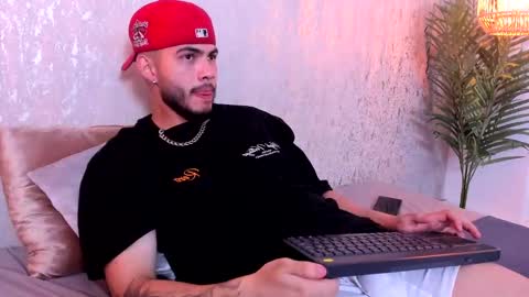 Vincent online show from September 19, 5:00 am