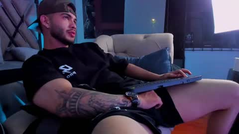 Vincent online show from June 4, 6:41 am