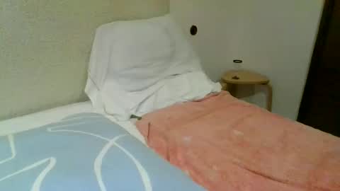 Snapshot of vincentveg486 chatting on October 16, 4:45 am vincentveg486 online show from October 16, 4:45 am