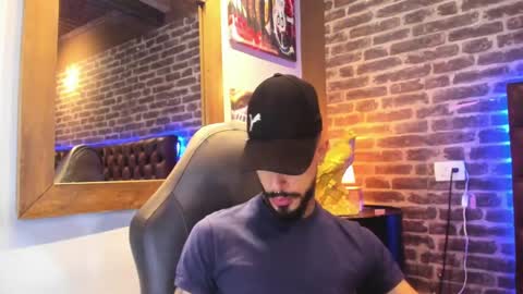 Snapshot of vinzenzrizzo chatting on September 25, 4:41 am ---Vinzen--- online show from September 25, 4:41 am