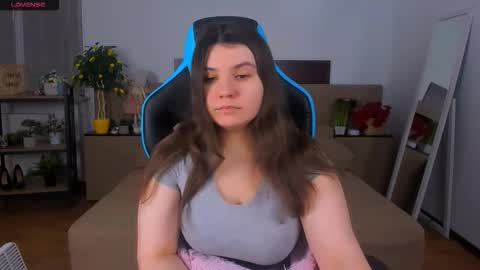 Viola online show from February 3, 3:37 am