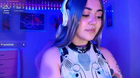 violet online show from November 25, 5:17 am