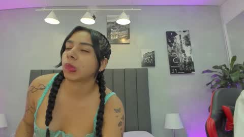 Violet and Myers online show from October 22, 11:56 am