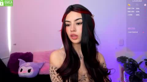 Violeta  online show from September 18, 7:18 pm