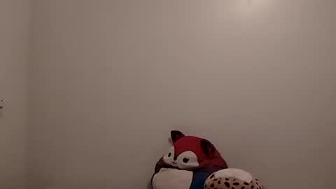 Violet Kitty online show from June 26, 5:24 am