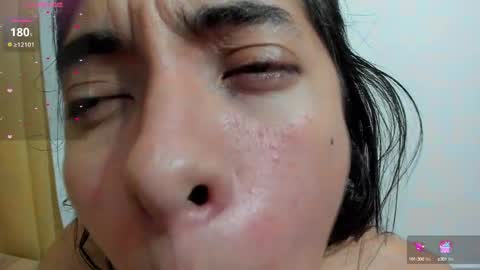 Snapshot of violet_sg chatting on February 18, 2:16 pm violet online show from February 18, 2:16 pm