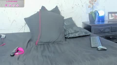 Violet  online show from January 11, 2:28 am