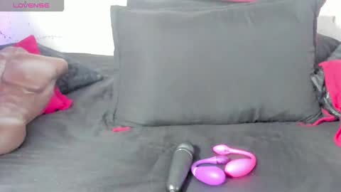 Violet  online show from January 16, 6:06 pm