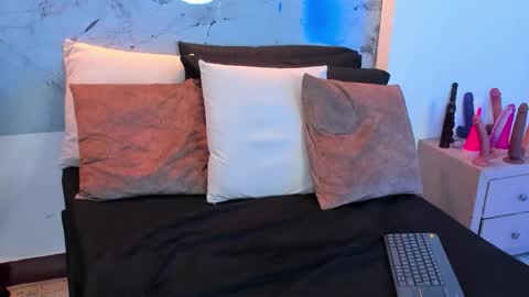 Snapshot of violeta_delavega1 chatting on October 12, 6:28 am Violet online show from October 12, 6:28 am