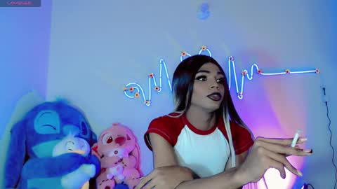 violeta_r_01 online show from June 9, 5:40 am