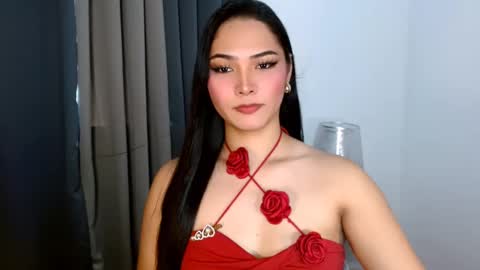 Snapshot of violetasha chatting on February 9, 7:05 am violet online show from February 9, 7:05 am