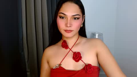 Snapshot of violetasha chatting on February 9, 11:47 am violet online show from February 9, 11:47 am