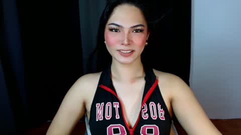 Snapshot of violetasha chatting on February 1, 7:36 am violet online show from February 1, 7:36 am