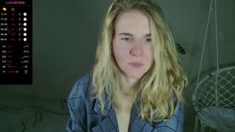 Violet  next stream December 6 online show from October 17, 9:30 pm