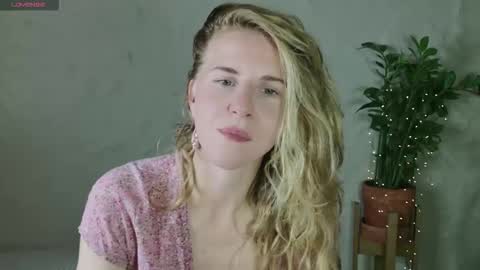 Violet  next stream December 6 online show from September 12, 7:16 pm