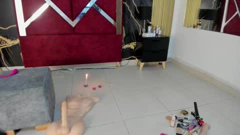 Violet Rose online show from December 22, 12:50 am