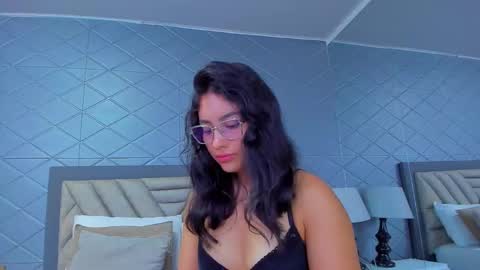 Violet Rousse online show from March 4, 4:59 pm